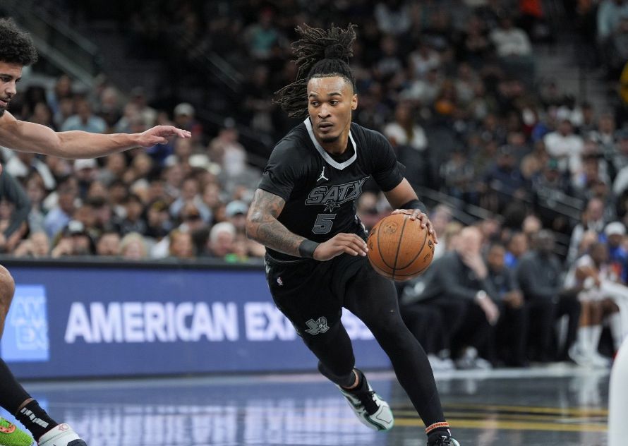 ฮีโร่รอบรองชนะเลิศ! คาสเซิลยิง 5 จาก 12 นัด 16 แต้ม 5 รีบาวด์ 6 แอสซิสต์