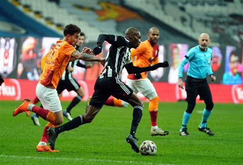 เฟเนร์บาห์เช่ vs กาลาตาซาราย