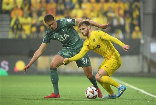 โบโด กริมม์ vs ท็อตแน่ม ฮ็อทสเปอร์