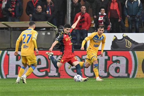 เจนัว vs โฟรซิโนเน่