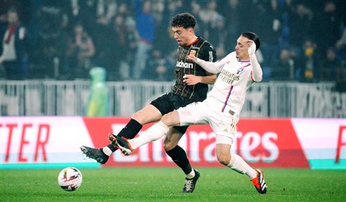 ลียง vs เลนส์