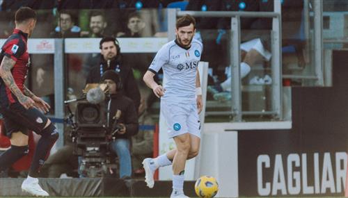 กาญารี่ vs นาโปลี