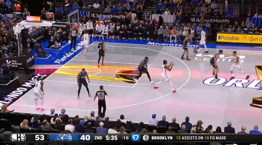 ผู้เล่น Magic สามคนทำคะแนนเป็นสองเท่าในช่วงพักครึ่งและ Wagner Jr. ทำคะแนนได้ 12 คะแนนเพื่อช่วยให้ทีมจำกัดความแตกต่างของคะแนนให้แคบลง