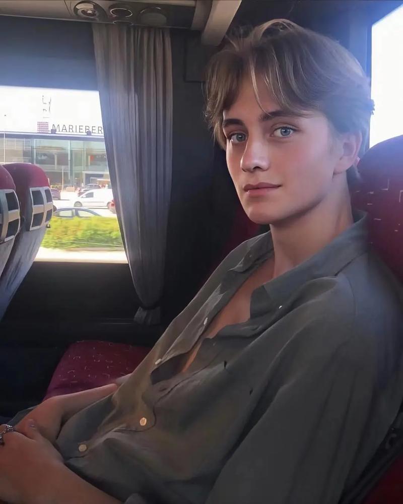 6686体育铁牌作者Gareth