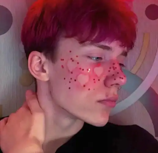 6686体育铁牌作者Beryl